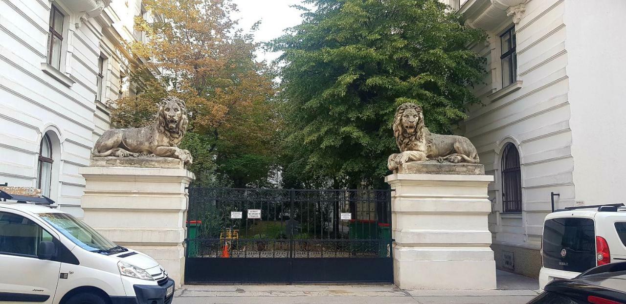Belvedere Castle,Private Zimmer,Вена Экстерьер фото
